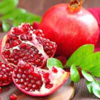 Bucură-te de frumusețea și dulceața rodiei. Plantează un arbust de rodie și savurează fructe răcoritoare și pline de nutrienți. 🛒