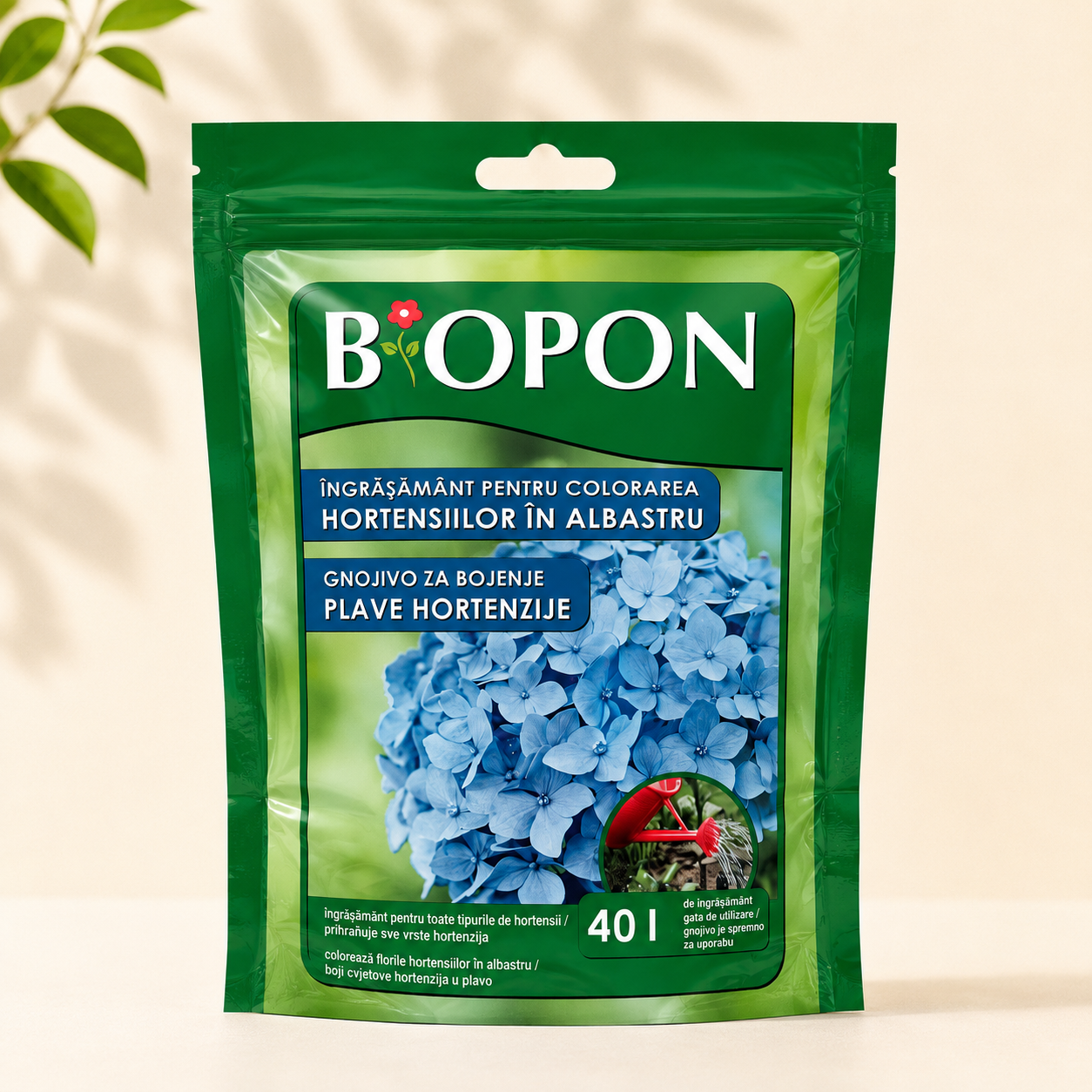 ingrasamant-pentru-colorarea-hortensiilor-in-albastru Îngrășământ Biopon pentru colorarea hortensiilor în albastru, 40 L soluție - imagine 1